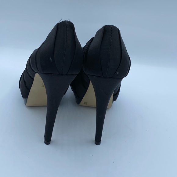 BCBG "LAURYN" BLACK SATIN PLEATED PEEP TOE PU - Picture 7 of 16